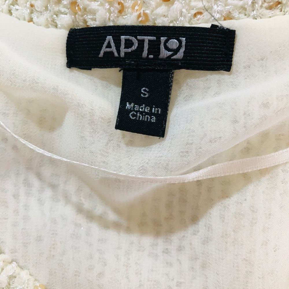 Apt 9 Sparkly cream and gold sweater with full underlining slip - Picture 3 of 3